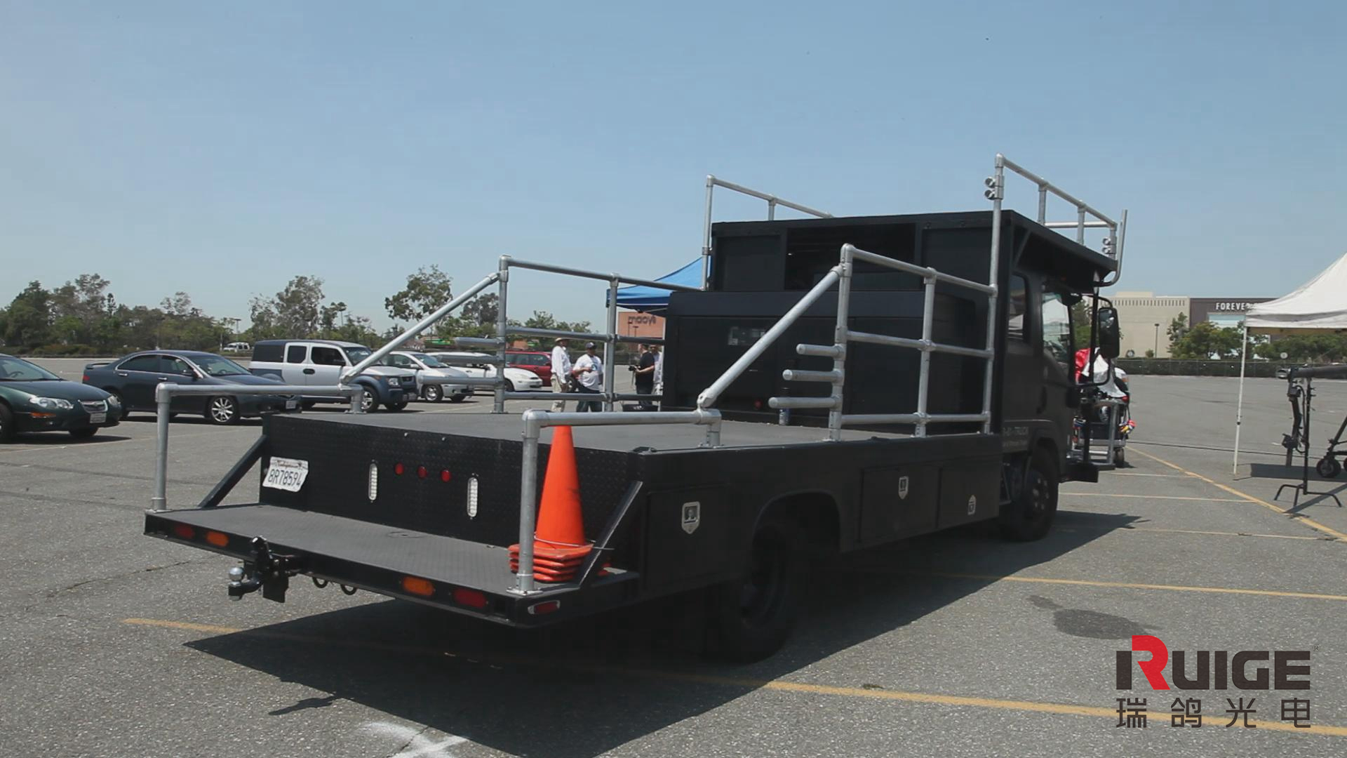 瑞鸽在好莱坞当制片人，箱载监视器广告拍摄花絮之一